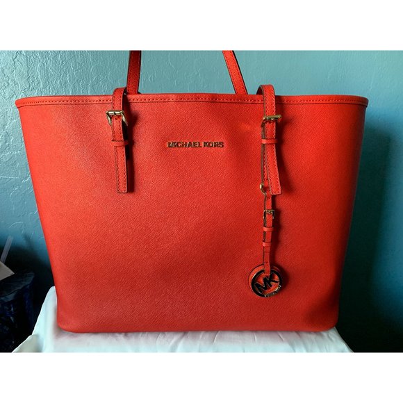 Michael Kors Jet Set Travel Medium in "Mandarin" - Picture 2 of 9